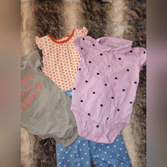 12m - 24m Rompers & Outfits - Picture 9 of 11